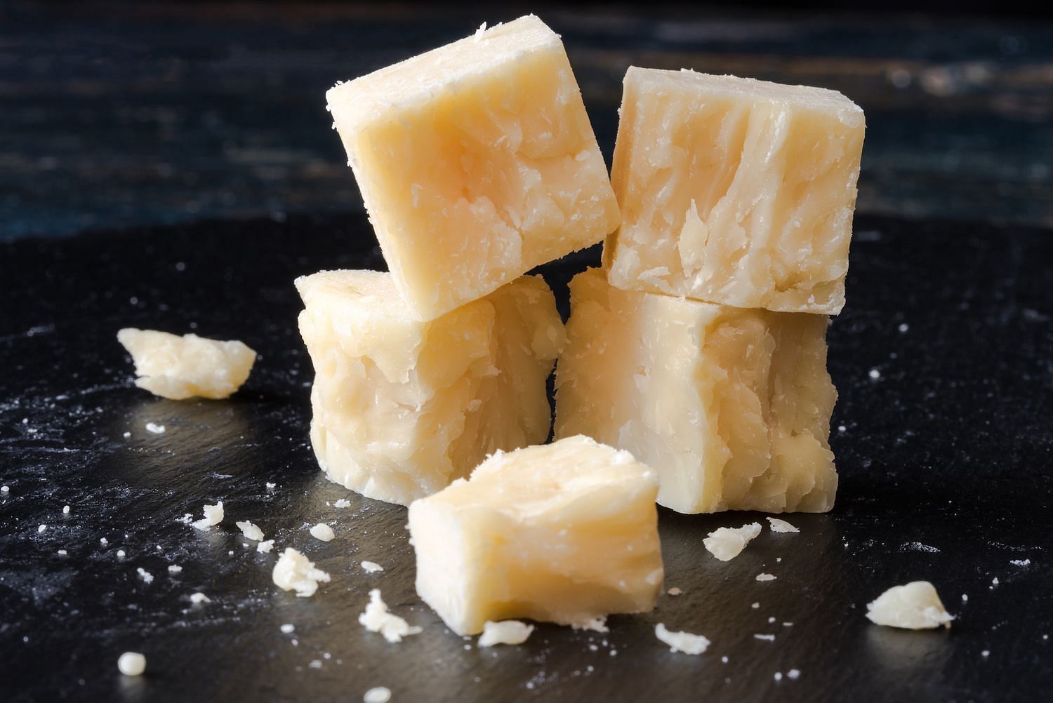 Cheese low in fat (Image via Getty Images)